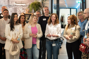Ercan Dogan; Alize Karaca; Lilli Rohde; Yeliz Dogan; Johannes Weiß; Thomas Krüdewagen; Aileen Hiecke; Felicia Isabell Fischer; Alexandra Schulz; Foto: Andreas Wetzel