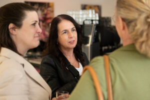 Iris Irbah; Foto: Andreas Wetzel