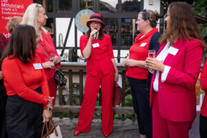 Nikoletta Mayer, Melanie Kleine, Martina Garg; Nicolle Petrasch, Heike Meinhardt; Foto: Andreas Wetzel