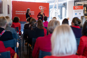 Conny Gärtner, Marion Kuchenny; Foto: Andreas Wetzel