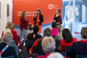 Tanja Gatzke, Conny Gärtner, Marion Kuchenny; Foto: Andreas Wetzel