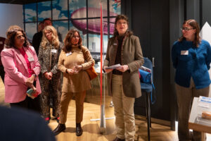 Poonam Bhute, Annette Driesen, Sabine Seippel, Conny Gärtner, Martina Garg; Foto: Andreas Wetzel