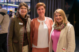 Conny Gärtner, Maike Benner, Lilli Rohde; Foto: Andreas Wetzel