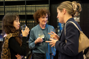 Xiaojie Wang, Marita Roth; Foto: Andreas Wetzel