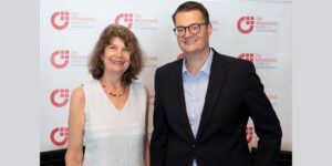 Foto: Cornelia Gärtner und Philipp Herzog von Teneo beim Vitamin-C-Interview